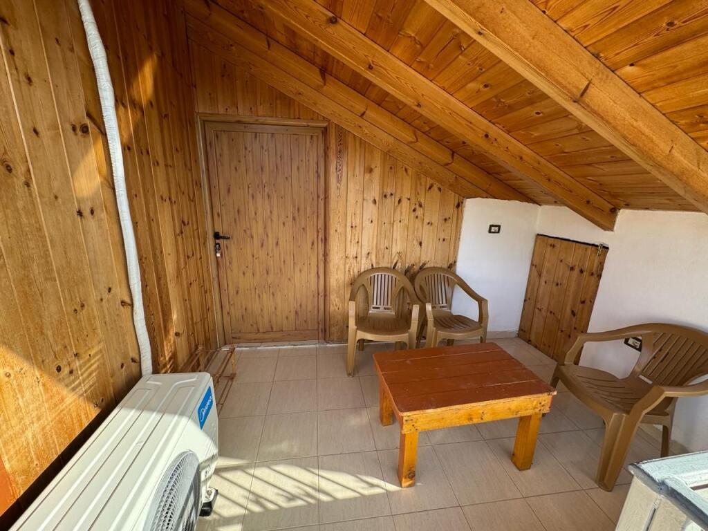 SHITET VILE 3 KATESHE NE BERAT 450.000 EURO