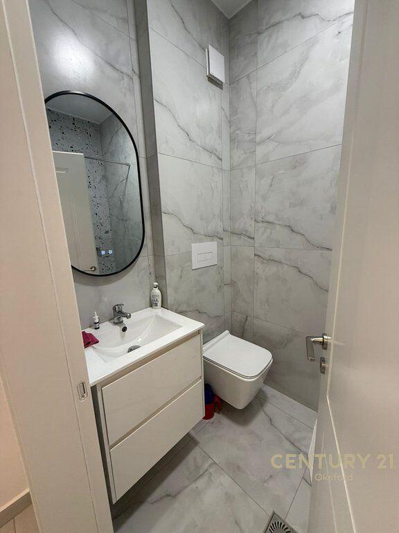jepet me qera te River  1+1  750 euro