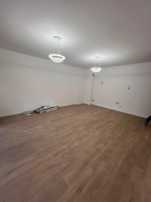 🏢 Spazio ufficio in Myslym Shyr