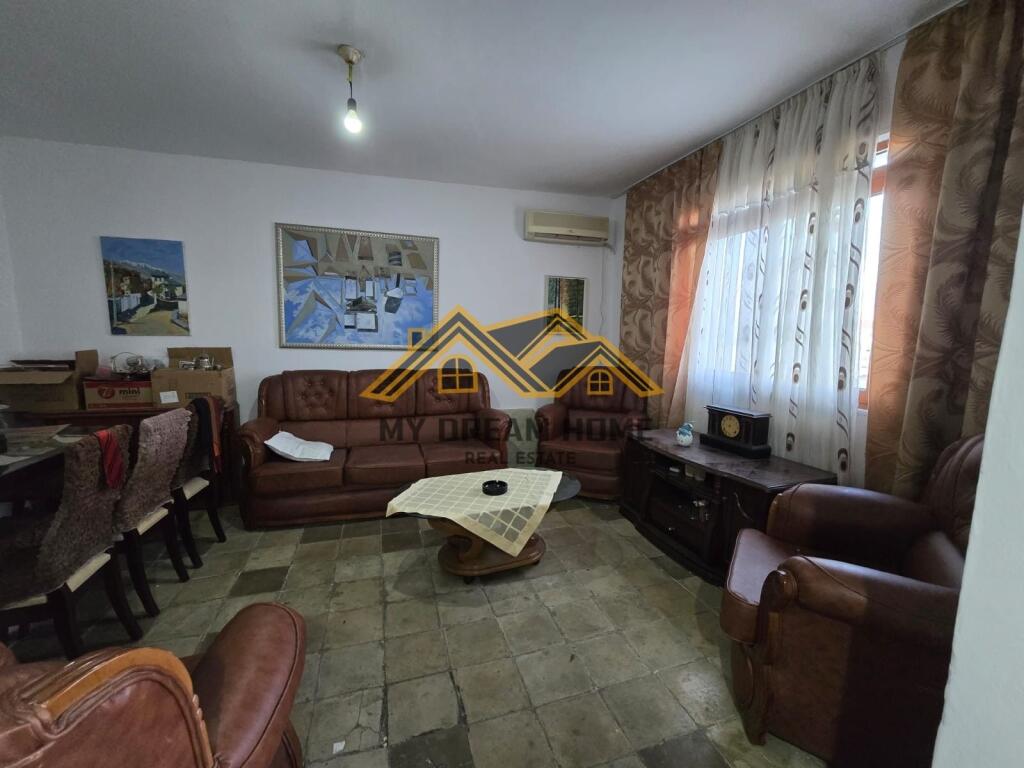 APPARTAMENTO 2+1 IN VENDITA VICINO A VALA PARK A DURRES!