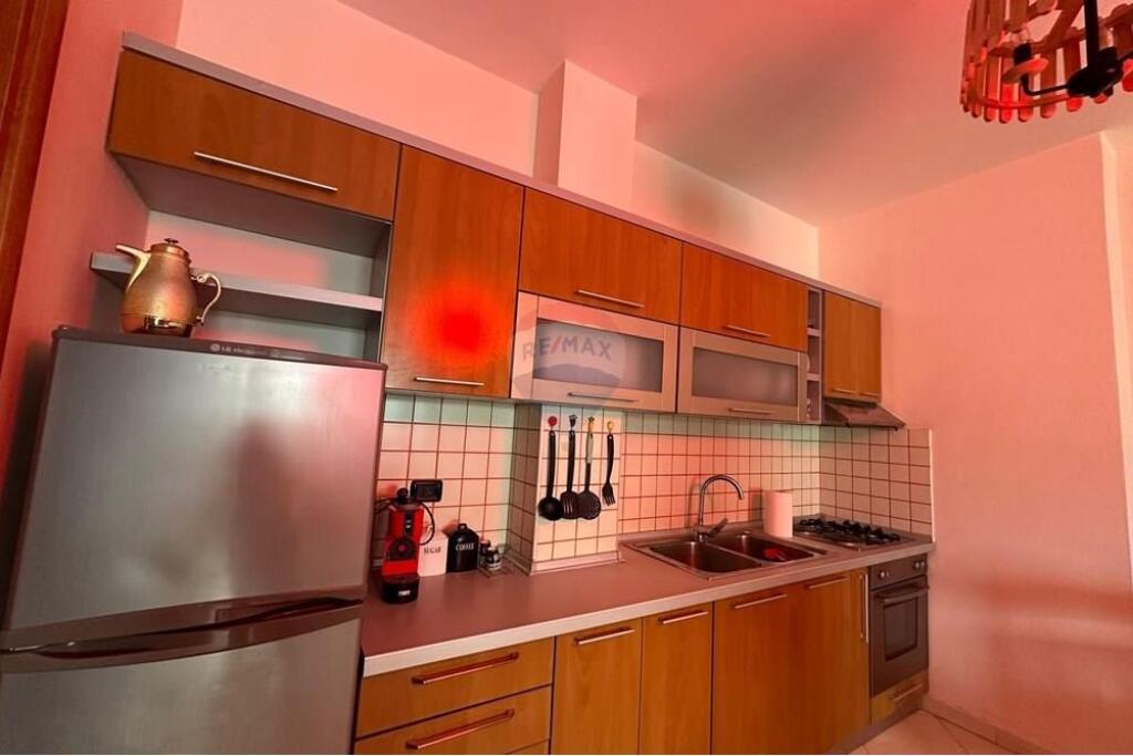 Apartament 2+1 Pazari i Ri