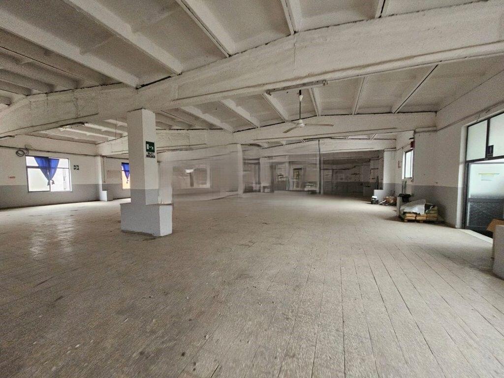 MAGAZZINO IN AFFITTO, SITUATO A ALI DEM, TIRANA!
