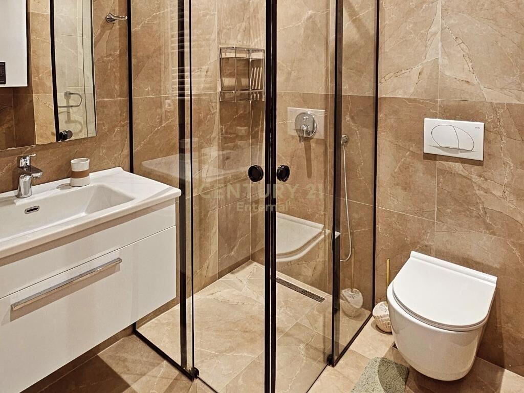 Affittasi 1+1 via Elbasan 570 euro