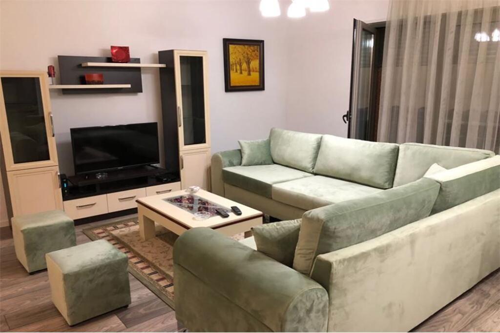 Apartament 2+1 per qira tek Kompleksi Delijorgji
