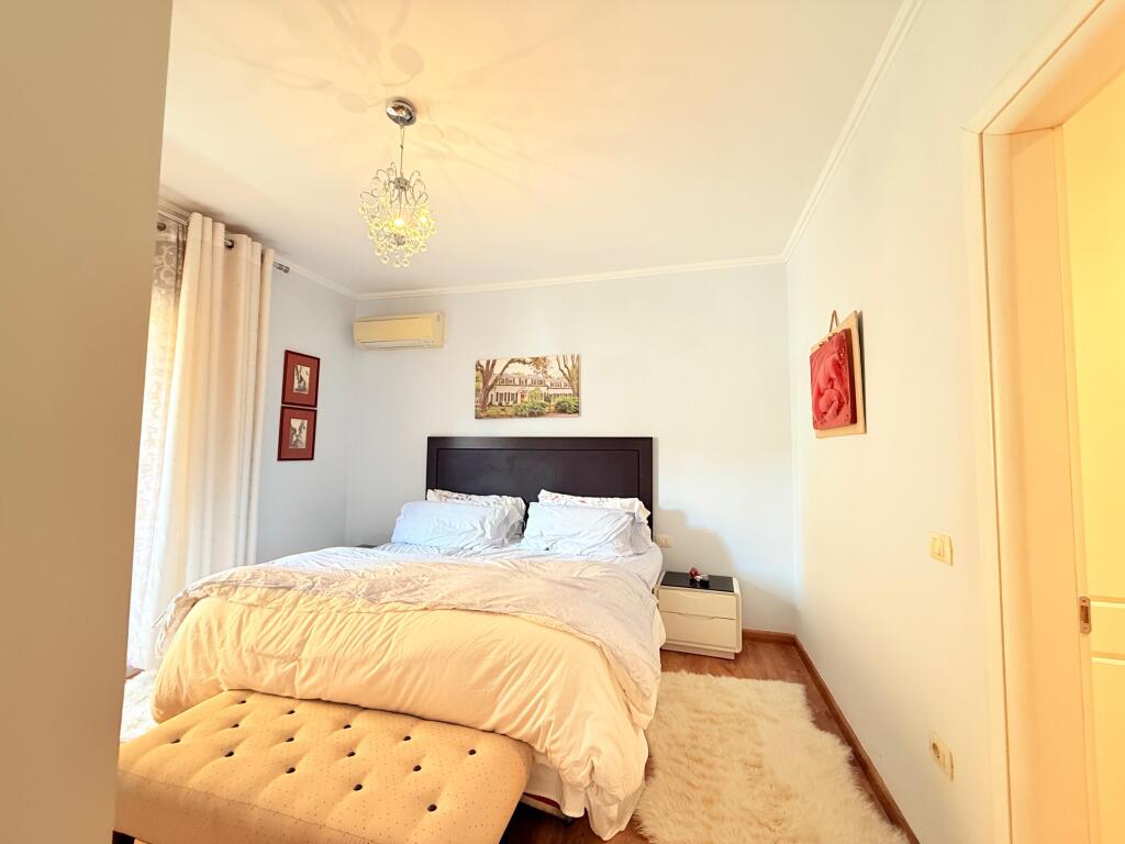 Apartment 3+1+2, Dry Lake!
