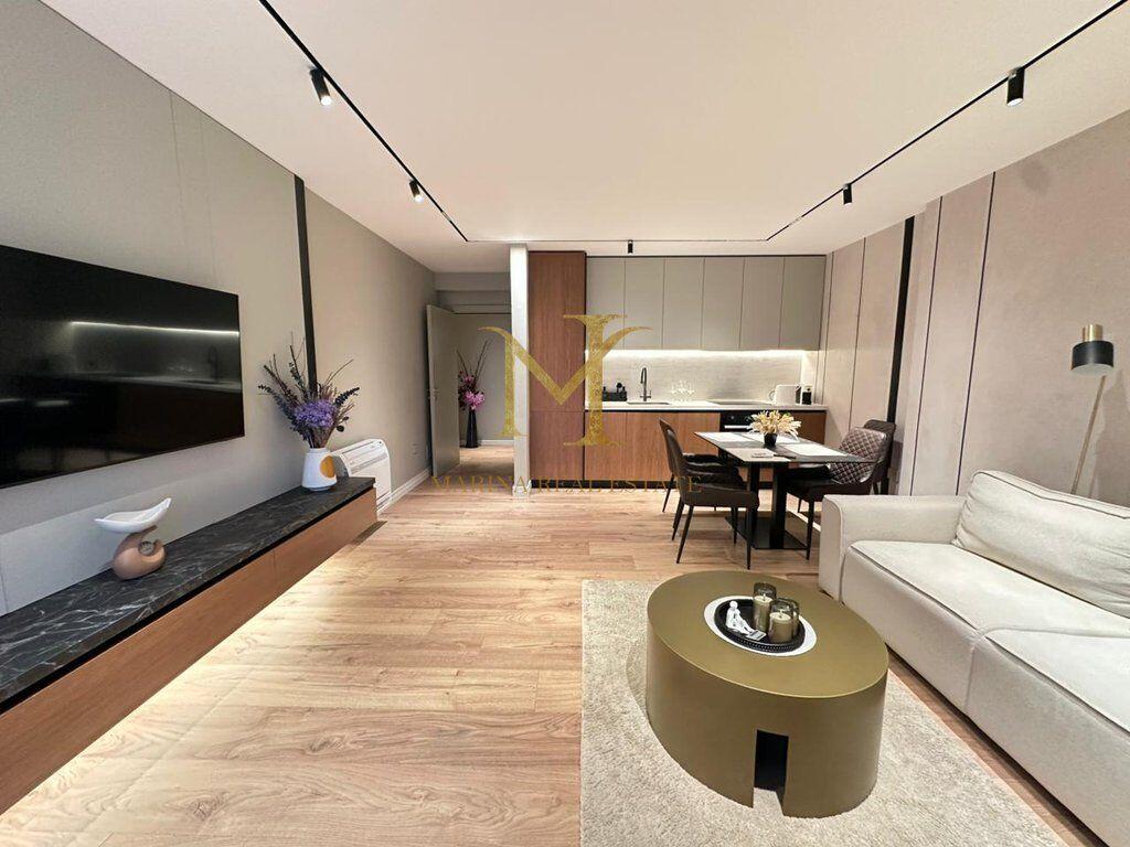 JEPET ME QERA APARTAMENT NE PLAZH PRANE DETIT!