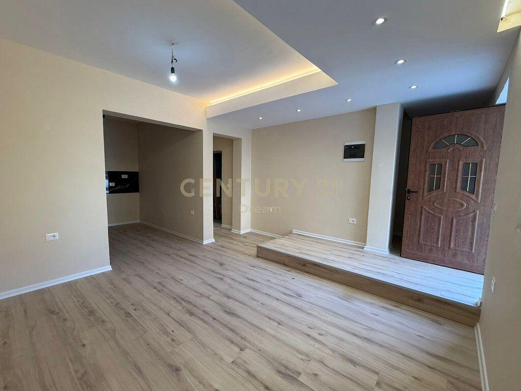 Apartament 2+1+ Verande me qira ne Ali Dem prane Burgut te Grave !!!!
