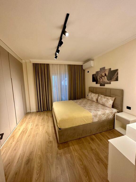 Apartment 2+1 for rent in Shkoze