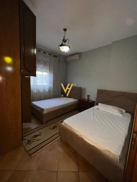 AFFITTASI APPARTAMENTO 3+1+2 A KOMUNA E PARISIT 65.000 LEKE