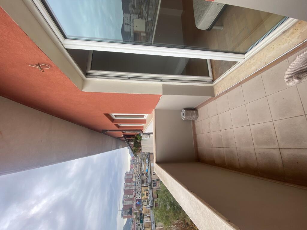 2+1, empty with kitchen, at the latest station of New Tirana, 750 euros
