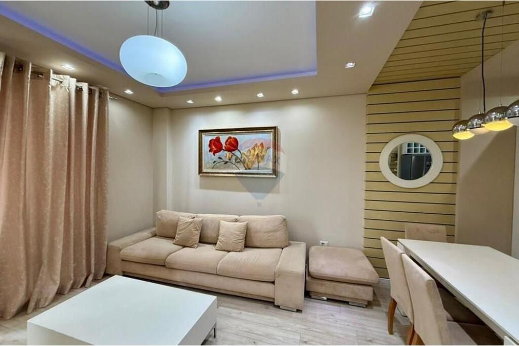 APARTAMENT 2+1+2 + PARKIM PËR QIRA