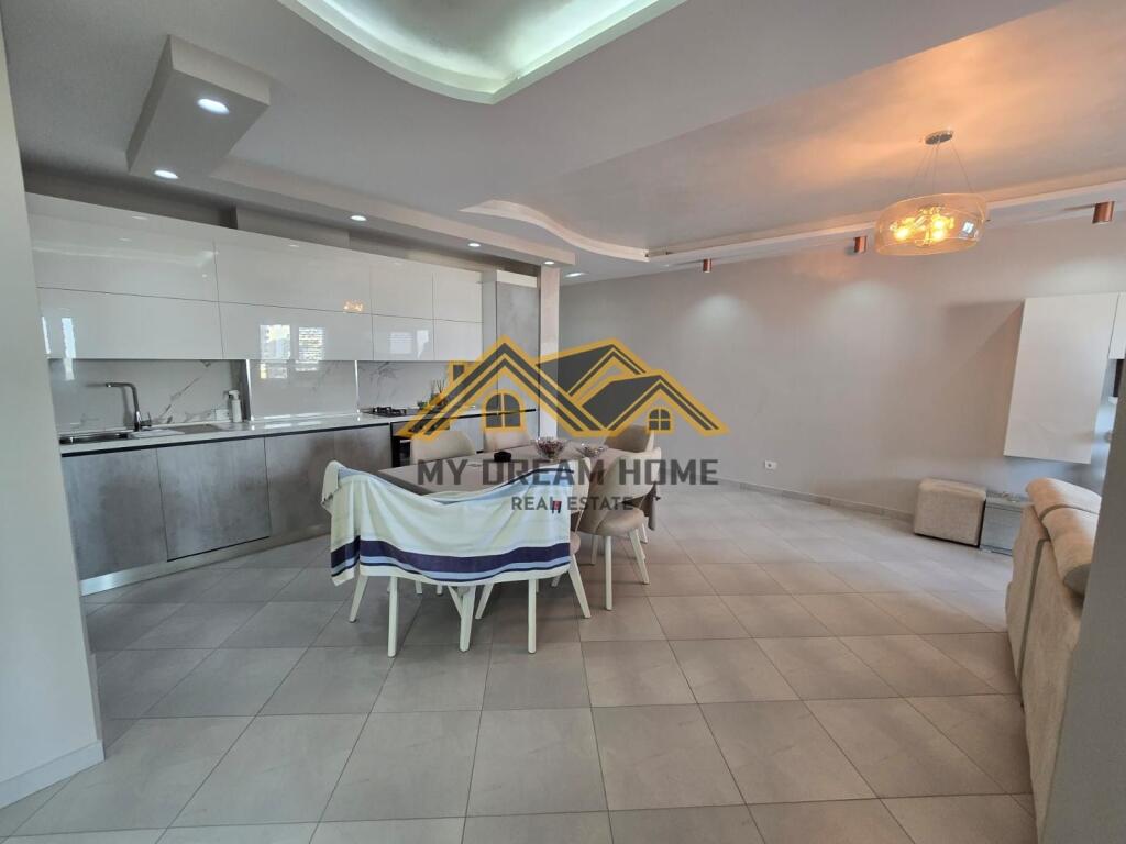 FOR SALE APARTMENT 2+1 CENTER DURRES