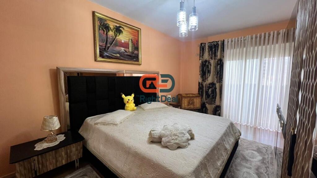 Tek Siri Kodra, Shitet Apartament 1+1 I Bollshem Ideal per Banim!!!