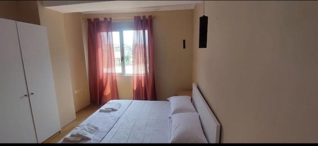 ✨ Appartamento moderno 1+1 in affitto ✨ 📍 Vicino al Ginnasio Partizani, Rruga e Dibrës