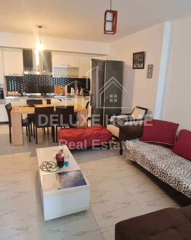Jepet me Qira Apartament 2+1 i Mobiluar  Pranë Vizon+, Don Bosko