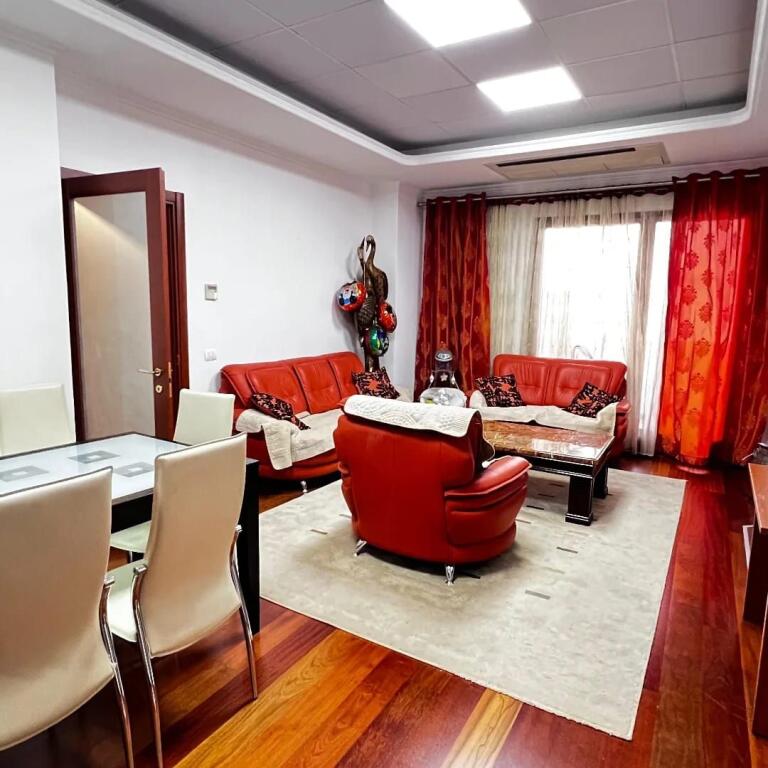 Appartamento in via Bogdaneve 2+1+2 bagni+ grande balcone+ camera guardaroba+ deposito+ 2
