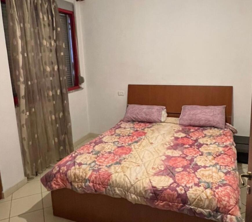 Apartament me qera te Pallatet E Verdha!