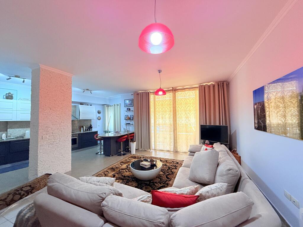 Apartment 3+1+2, Dry Lake!
