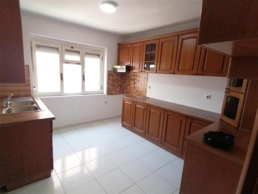 Appartamento 3+1 in Affitto tra Via Kavaja e Myslym Shyri