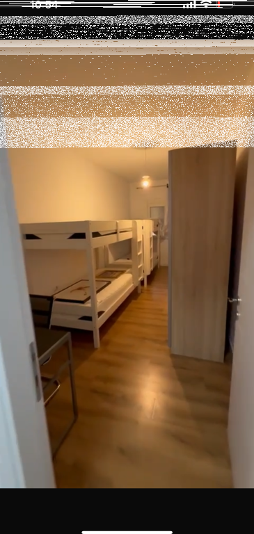Appartamento 2+1+2, Comune di Parigi!