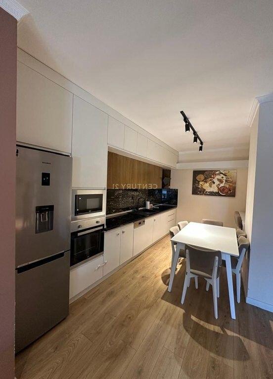 2+1 apartment for rent in Shkoze, Tom Doshi Complex.