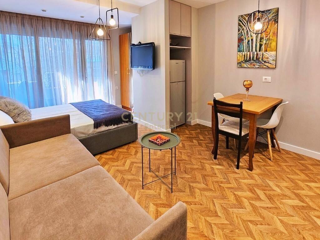 Affittasi 1+1 via Elbasan 570 euro