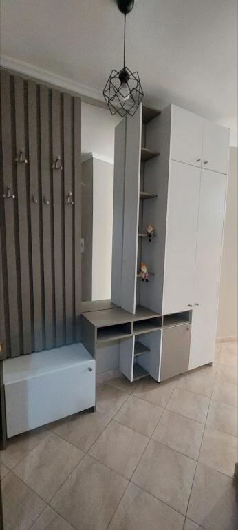 ✨ Appartamento moderno 1+1 in affitto ✨ 📍 Vicino al Ginnasio Partizani, Rruga e Dibrës