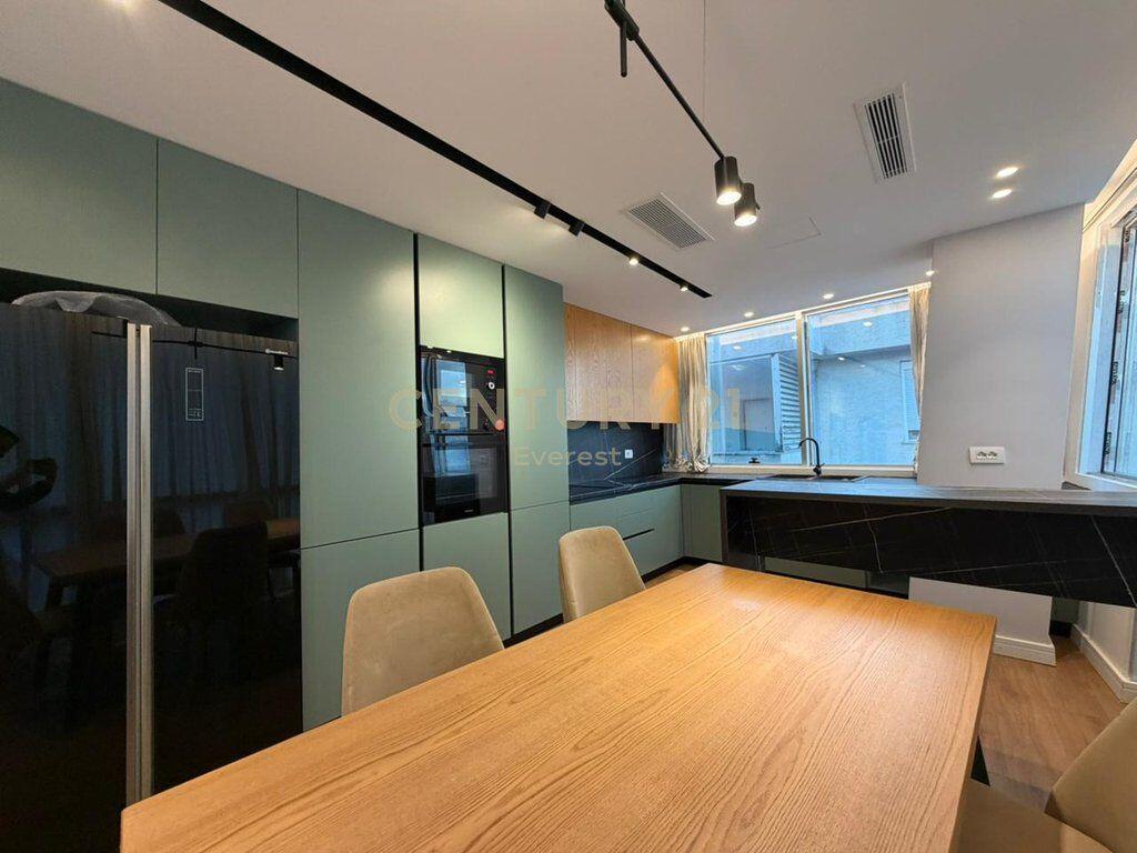 RESIDENZA KODRA DIELLIT 1, APPARTAMENTO 3+1 CON CABINA ARMADIO IN AFFITTO 1.200 € /Mese Sup. Totale 126m2