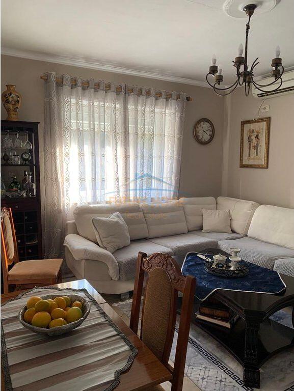 In vendita, Appartamento 2+1, Kombinat