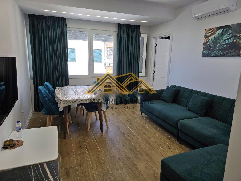 Appartamento 1+1 con Vista Mare a Shkëmbi i Kavajës!