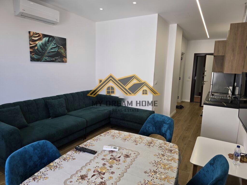 Appartamento 1+1 con Vista Mare a Shkëmbi i Kavajës!