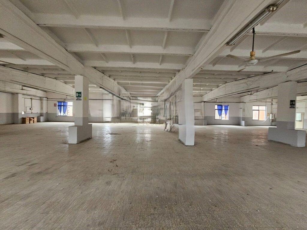 MAGAZZINO IN AFFITTO, SITUATO A ALI DEM, TIRANA!