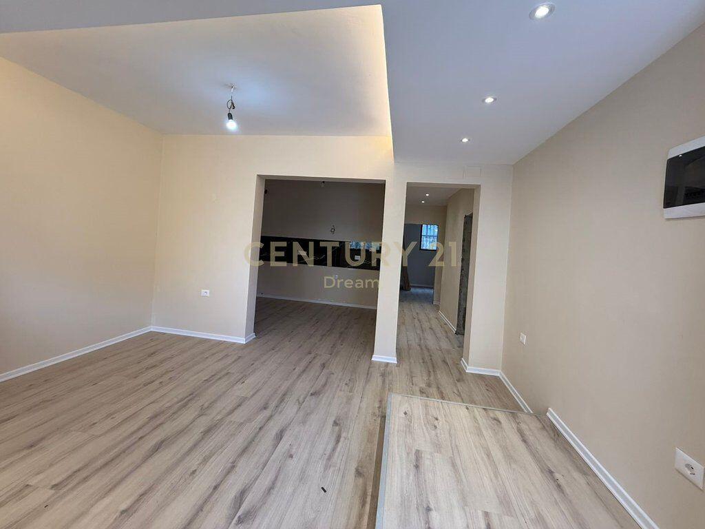 Apartament 2+1+ Verande me qira ne Ali Dem prane Burgut te Grave !!!!
