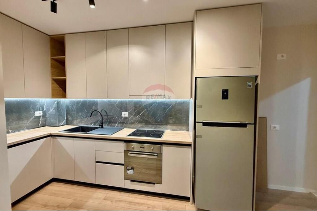 APARTAMENT 2+1 PËR QIRA NE ASTIR