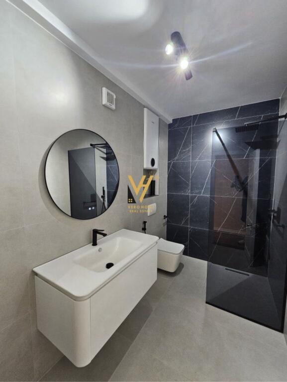 AFFITTASI APPARTAMENTO DUPLEX 2+1+2 BLK IN CENTRO 1.000 EURO