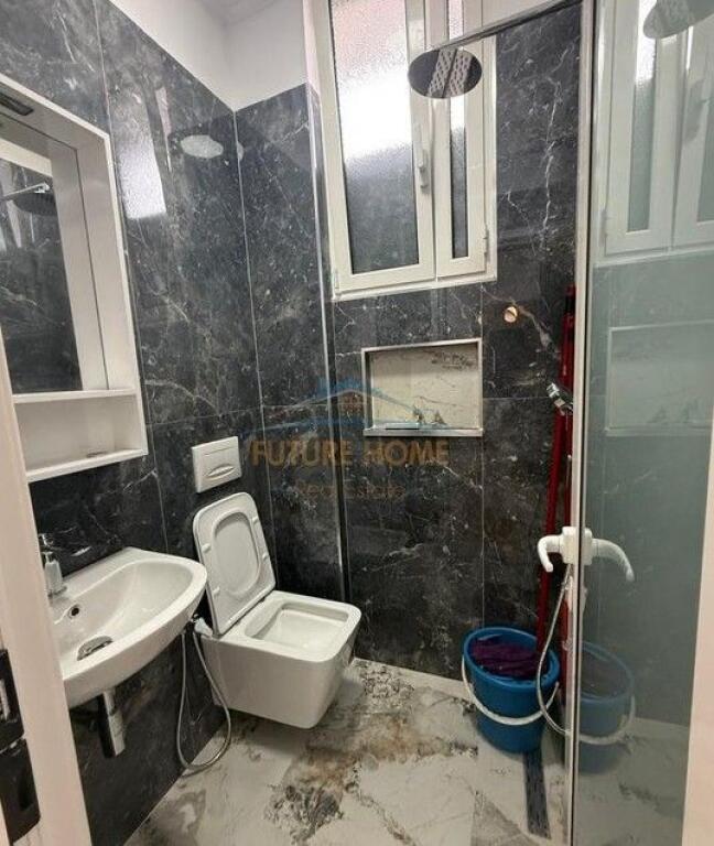 In vendita, Appartamento 2+1+2, Mine Peza, Tirana.