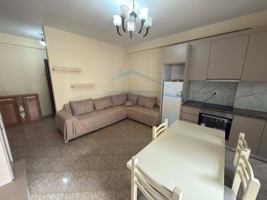Qera Apartament 2+1 Kompleksi GBA, Unaza e Re