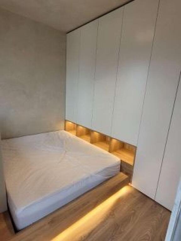 Apartment 1+1 ne rruge kryesore ne Astir