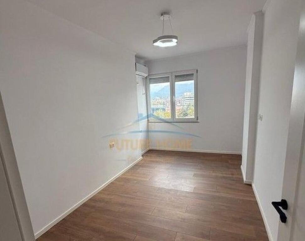 In vendita, Appartamento 2+1+2, Mine Peza, Tirana.