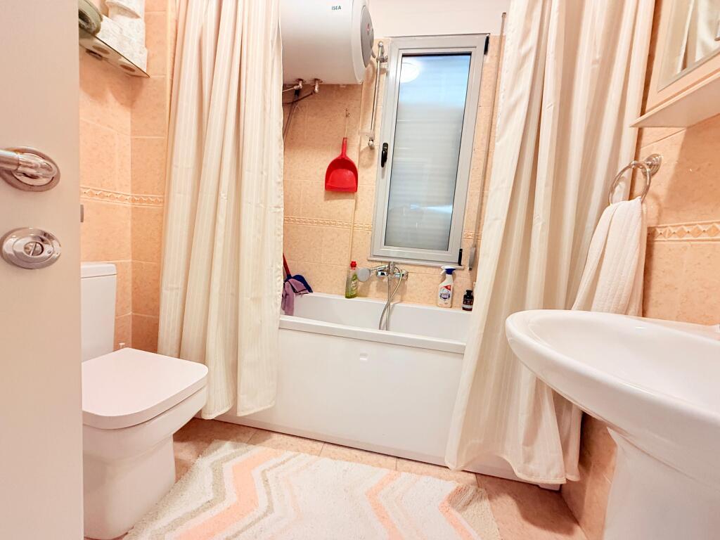 Apartment 3+1+2, Dry Lake!
