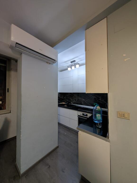 Jepet apartament 1+1 me qera tek Irfan Tomini 40.000 Leke.