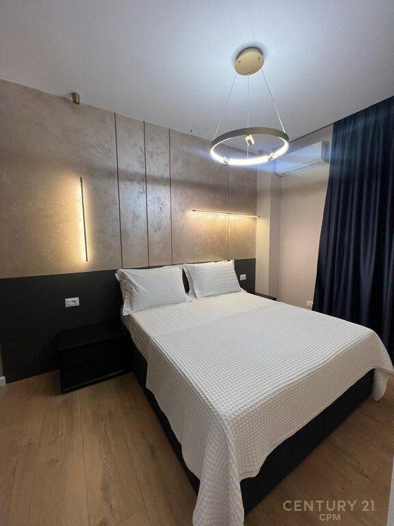 Super Appartamento 2+1 nel Centro, inizio Via Kavaja! 1.650 € /Mese Superficie Totale 90m2