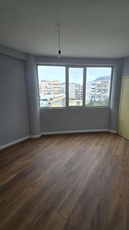 In vendita, Appartamento 1+1, Fresku, Tirana