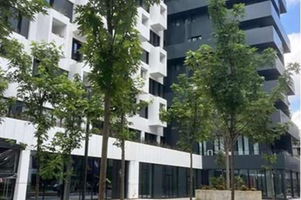 MAGAZZINI IN AFFITTO presso Square 21