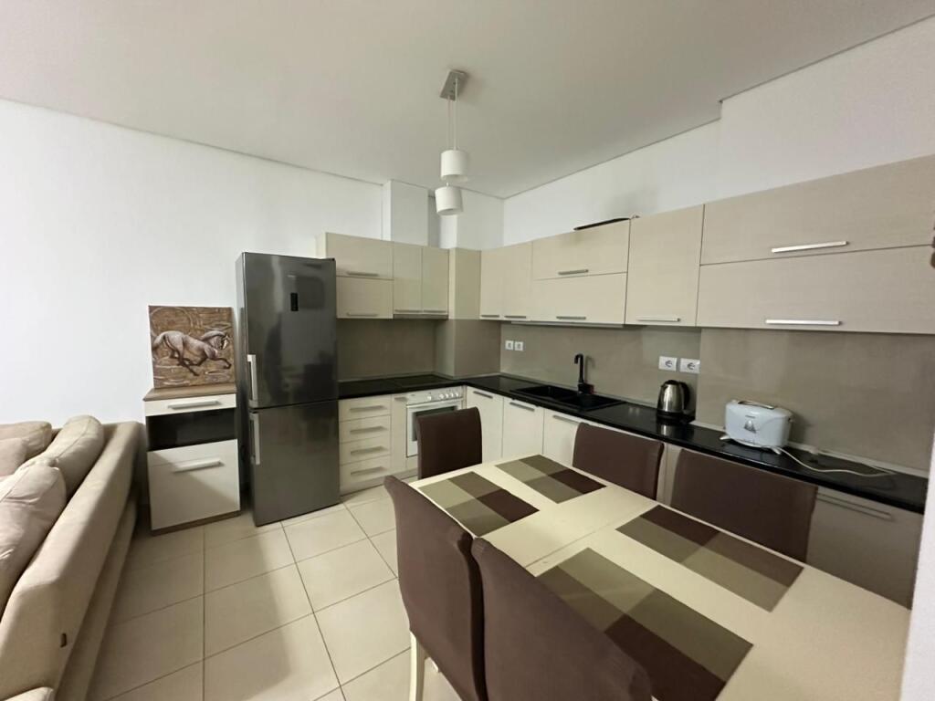 🏠 Apartament 2+1+2 banjo për qira 📍 Rruga e Kavajës