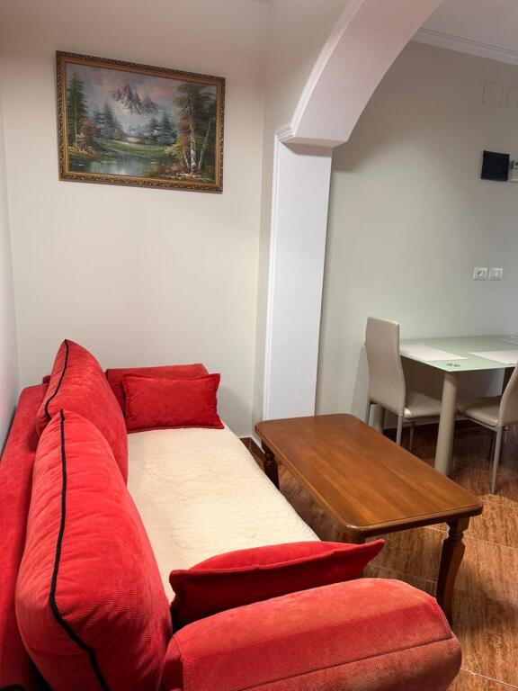 Appartamento 1+1+Balcone in affitto in Via 5 Maj!!!