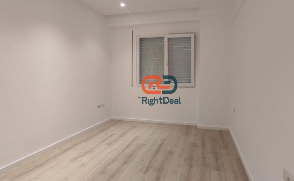 On Dibra Street, Near Hotel Elisa, 2+1 Apartment for Rent for Office!!!