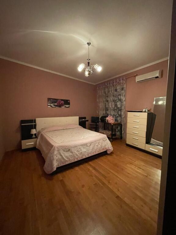 🏡 CASA PRIVATA CON 2 NEGOZI E 2 AMBIENTI IN VENDITA O IN AFFITTO
