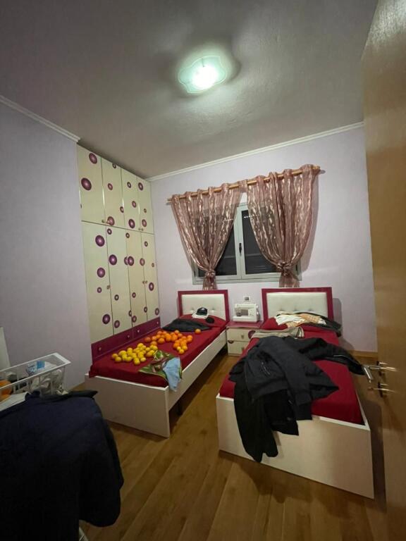 🏡 CASA PRIVATA CON 2 NEGOZI E 2 AMBIENTI IN VENDITA O IN AFFITTO