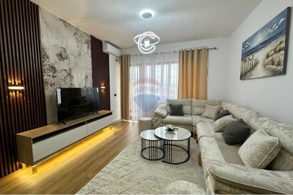 VENDESI APPARTAMENTO 2+1, ASTIR